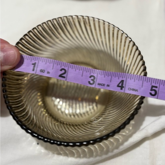 Vintage Arcoroc Bowl Set of 8 - Picture 9 of 10